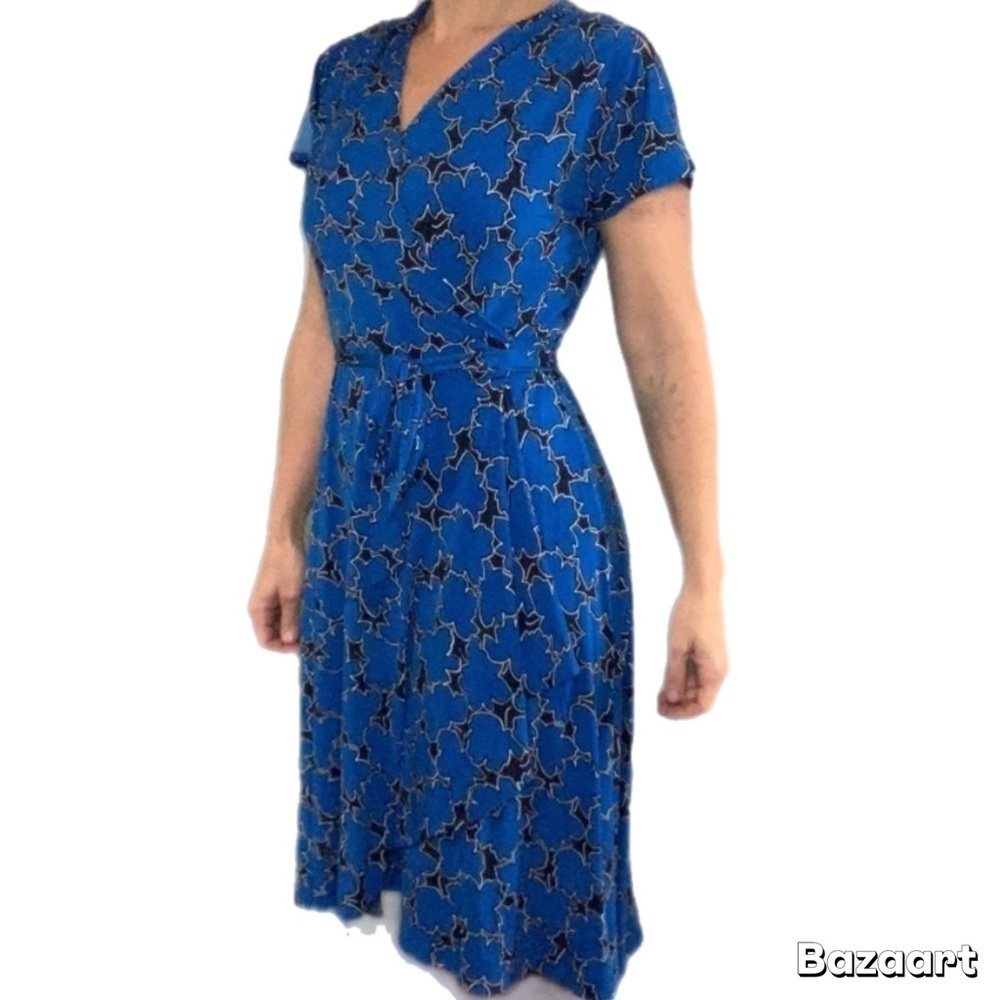 Vicky Tiel Blue and Black Flutter Sleeve Wrap Dress - Picture 3 of 10